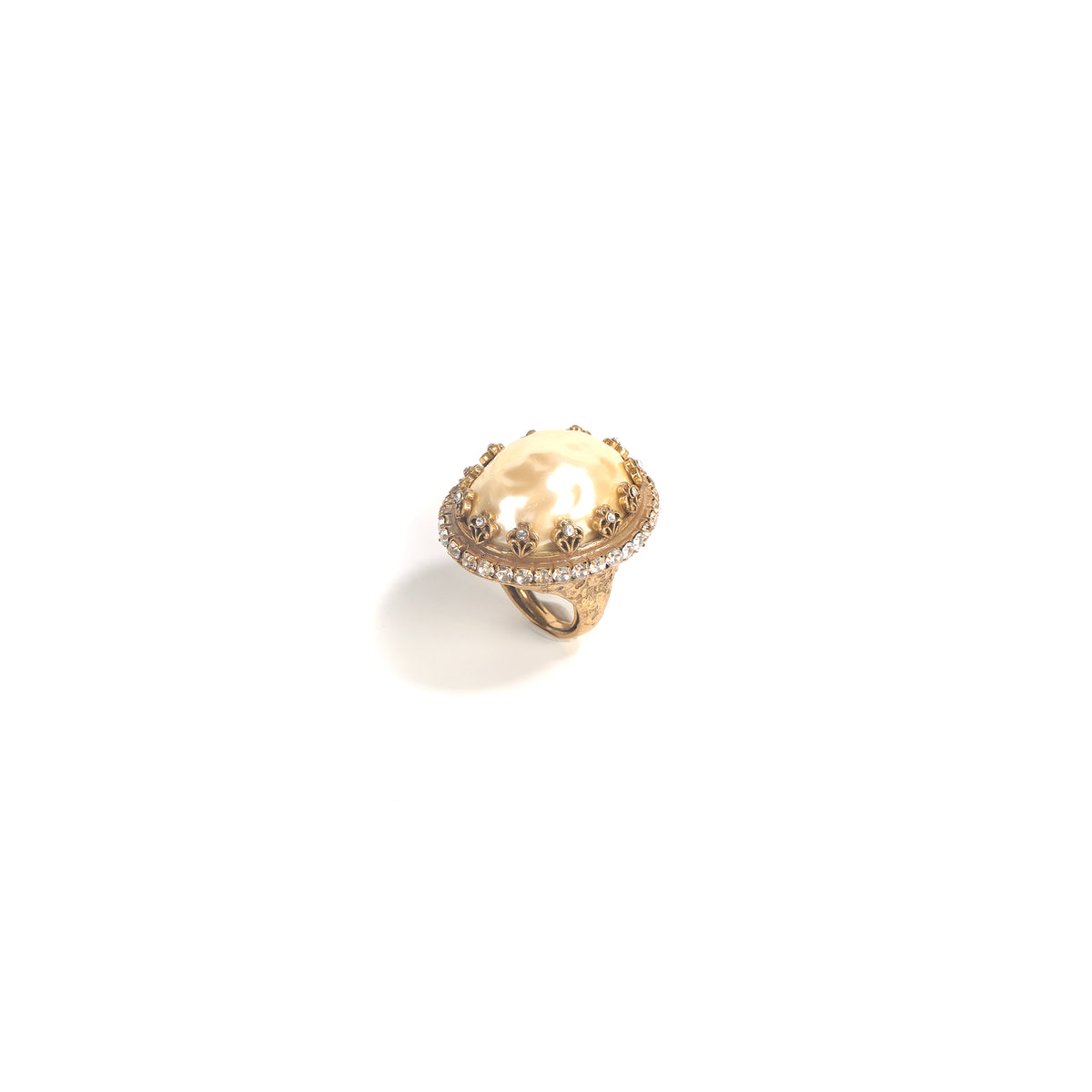 Siete Wonder - Baroque Pearl-Style Statement Ring