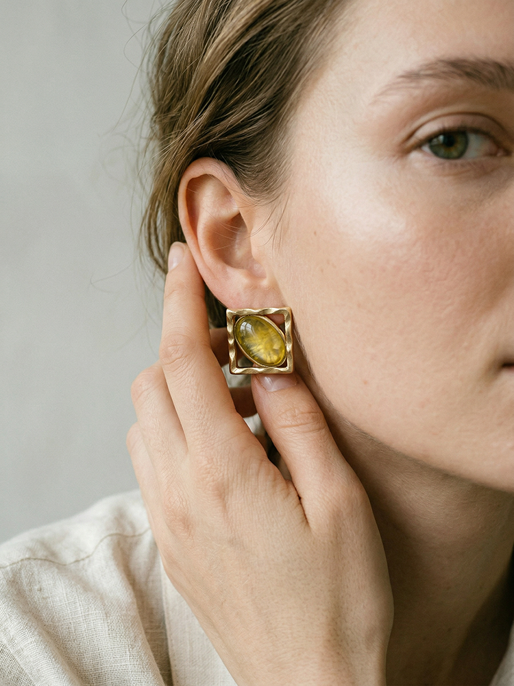 Siete Ear Clip - Sculpted Ear Clip