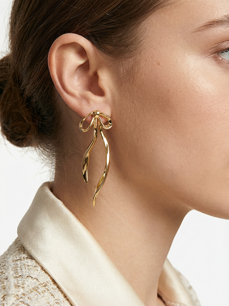 Siete Earring - Lingering Breeze