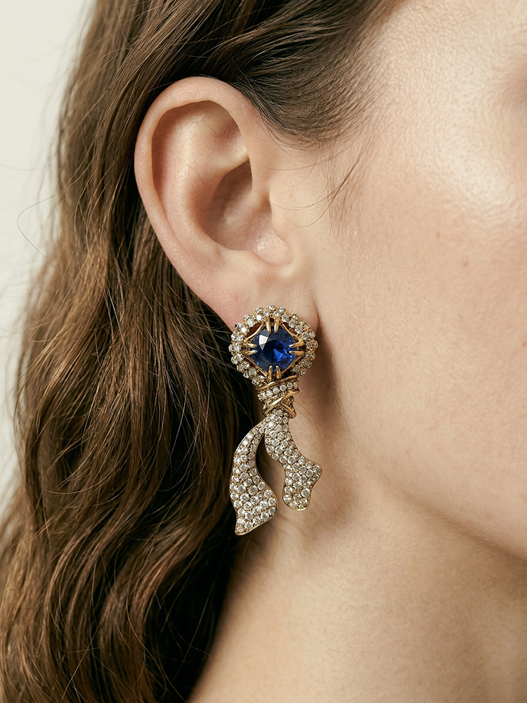 Siete Earring - Midnight Bow