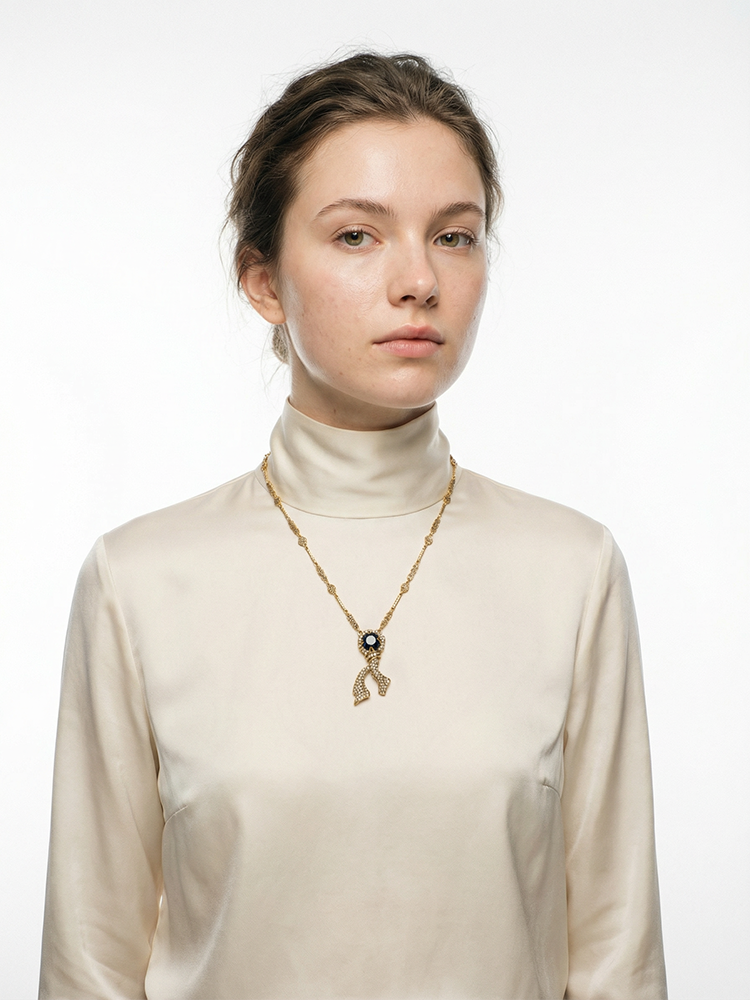 Siete Necklace - Knot of Love
