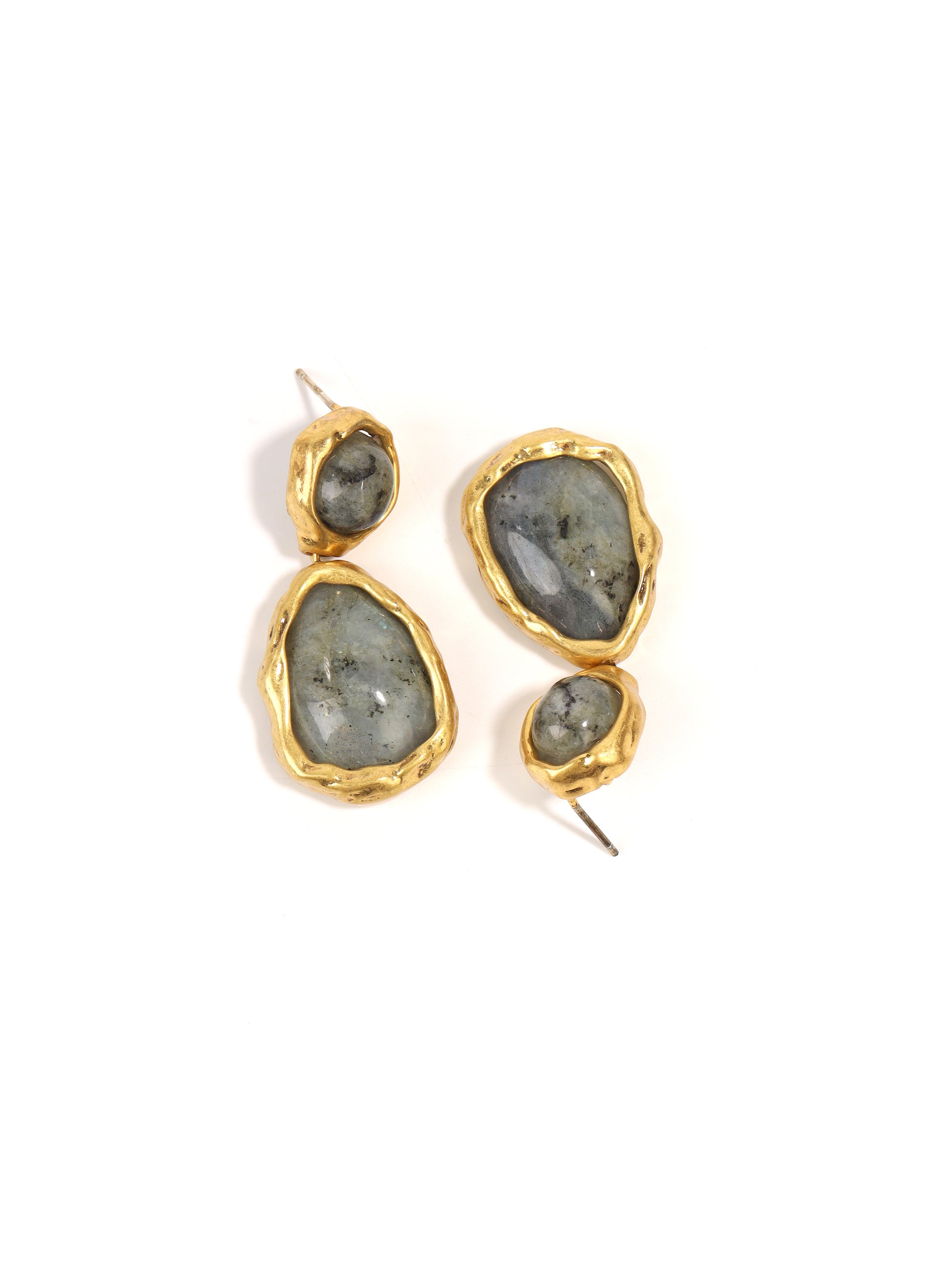 Siete Earring - Distant Clouds